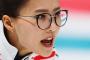 【朗報】カーリング女子韓国代表のキムウンジョンさん、眼鏡を外したら可愛いｗｗｗｗｗｗ