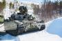 ノルウェー陸軍の装甲部隊が戦術訓練を実施、5月でも白い雪に覆われています！