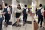 【クズ】新宿駅で女性にタックルする男の動画がやばい…（動画あり）