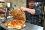 【画像】アメリカで箱ごと食べれる宅配ピザが爆誕してしまうwwwww