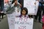 【米国】LA韓人（コリアン）タウンでホームレスシェルター建設反対デモ（写真）