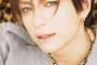 GACKTがサングラスかける理由ww目の障害で光調整機能が壊れていた！2ch「カラコンが原因だろ？整形しすぎ？緑内障？レーシック？佐村河内・浜崎と同じ設定」【画像あり】