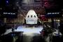 SpaceX社が最新の有人宇宙船「Crew Dragon」の内部を初公開！