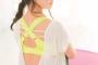 橋本環奈「天使の背中」を解禁！　初めてのヨガでしなやかな肉体美を披露