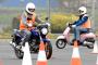 二輪教習所で散々叩き込まれる一本橋、スラローム、クランクは車のすり抜け技術なのにすり抜けするとルール違反みたいな風潮おかしくね？