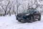 雪に埋もれた私の車の掘り起こしを休みの夫に手伝ってもらったんだけど「だから四駆にしてこい」って不満そうに。二駆だからしょっちゅう雪にハマるけど、私が悪いの？
