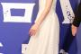 【画像】芦田愛菜ちゃんさん(16)、素足で履き慣れないハイヒールを履いてしまう