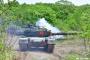 まさか「野生の戦車？」…北海道で発見された衝撃の「横断注意」標識！