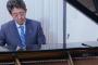 韓国人「日本の安倍晋三元首相のピアノの実力がすごい件」