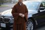 お坊さんがBMW乗っててワロタ