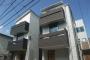 東京の一戸建て住宅1億2000万円、田舎の一戸建て住宅2000万円