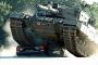 なぜ、戦車は車を踏み潰すの？