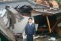 【うわぁ‥】民進 山井議員、被災地での記念写真が非常識すぎると話題に('A`)