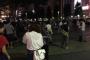 【画像】ポケモンGOで夜の公園が混雑、これ社会現象だろ！！！！