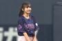 佐野ひなこさんがオリックス戦で始球式　かわいい