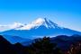 「よっしゃ！富士山の頂上まで来たで！さて自販機でジュースでも買うか…」→
