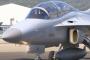 文韓国大統領が国産戦闘機FA-50に乗りソウル上空を飛行…航空宇宙・防衛展ADEXに合わせ！
