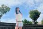 平野百菜、NewAger MVのオフショット「夏っぽい制服衣装が、お気に入りです」