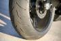 バイクのタイヤの溝無くなったら自分で削ってもいいの？