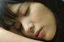 【画像】彼女が熟睡してたから寝顔盗撮してやったンゴｗｗｗｗｗｗｗ