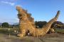 【画像】藁で作ったシン・ゴジラが登場　熱線を吐けない身体に