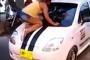女「ああああああああ！！車のフロントガラス割らなきゃ！」ﾊﾞﾘﾊﾞﾘ～　ご近所さん「車上荒らしやん・・・通報しなきゃ・・・」→結果ｗｗｗｗｗ