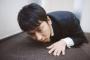 嫁が胃腸炎になったから年休取ろうとしたのに。上司「嫁さんも大人なんだからさ。お前が家で何やるわけ？」おかしくない？