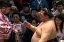 稀勢の里10勝0敗、白鵬2勝3敗5休、日馬富士7勝3敗、鶴竜7勝3敗