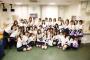 【乃木坂46】6thバスラ終了後の集合写真、与田ちゃんの後ろにいるの誰だろ・・・