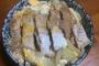 【画像】料理下手くそ俺くん、普通に美味そうなカツ丼を作ってしまう 	