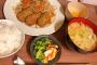 【画像】ワイが作ったうまうま定食いくら出せる？ 	