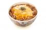 (；；；´・ω・`；；；)「3種のチーズ牛丼を特盛で3つお願いします」