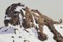【画像】岩山に雪が積もってるロケーションがイッヌにしか見えないｗｗｗｗｗｗｗｗｗｗｗｗｗｗ