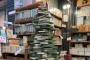 古書店ならではのクリスマスツリーが話題ｗｗｗ