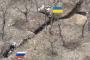 ロシア兵とウクライナ兵が塹壕戦で手榴弾投げあってると話題に！