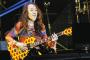 PATA、hideメモリアルライブに車いすで登場