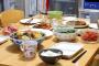 【悲報】実家に戻ったら母さんの飯の味が変わってたんだが･･････