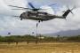 米海兵隊のCH-53E大型ヘリが夜間訓練中に着陸失敗、1人死亡11人負傷、同型機は普天間飛行場に8機配備…沖縄タイムス！