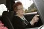 ９２歳で車の運転を習い始めた女性が話題に