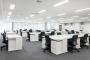 会社にわざわざ行って仕事するのって効率悪くない？