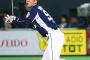 秋山翔吾　15年 打率.359 出塁率.419 → 16年 打率.304 出塁率.462