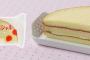イチゴスペシャルっていう菓子パン知ってるか？