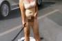 【閲覧注意】北京の路上に「ﾌﾞﾗだけﾉｰﾊﾟﾝ女」出現（画像あり）