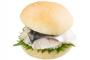 日本の回転寿司チェーンに「鯖バーガー」登場（海外の反応）