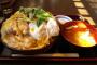 【画像】このカツ丼を30分で4つ完食したら10万円ｗｗｗ 	
