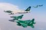 サウジアラビア空軍が創設88周年を記念して、独自の緑塗装した戦闘機で編隊飛行！