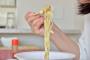 【衝撃】1ヶ月朝昼晩をカップ麺で過ごした結果…とんでもないことが…