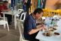 【画像】フィリピン大統領ドゥテルテさんの食事風景がこちらｗｗｗｗｗｗｗｗｗｗｗｗｗｗｗｗｗｗｗｗｗｗｗｗｗｗｗｗ