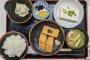 【速報】こういうのでいいんだよ厚揚げ定食、発見される