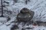 ウクライナ軍のM2ブラッドレーが、ロシア軍のT-90M戦車をボッコボコにして破壊！